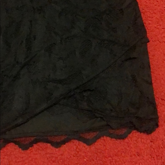 Black Lace Skirt - Picture 4 of 4
